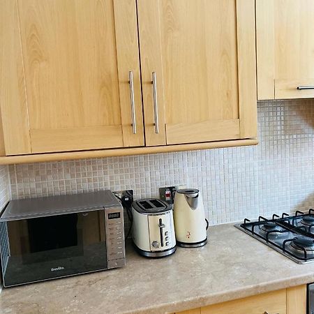 Modern 2Bed 2Bath Ground Floor Apartment Edimburgo Exterior foto
