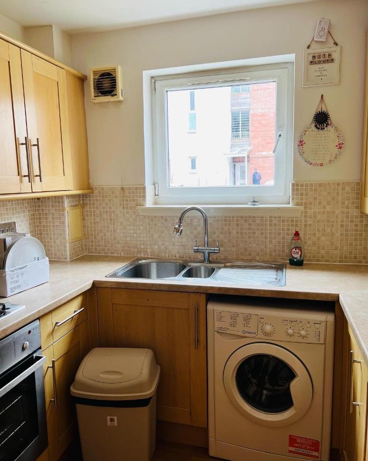 Modern 2Bed 2Bath Ground Floor Apartment Edimburgo Exterior foto